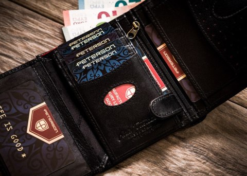 Klasyczny portfel męski z sekcją na karty - Peterson Klasyczny portfel męski z sekcją na karty - Peterson