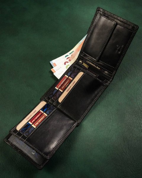 Klasyczny, skórzany portfel męski z systemem RFID - Peterson Klasyczny, skórzany portfel męski z systemem RFID - Peterson