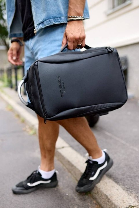 Duży, pojemny plecak z portem USB i miejscem na laptopa - Peterson Duży, pojemny plecak z portem USB i miejscem na laptopa - Peterson