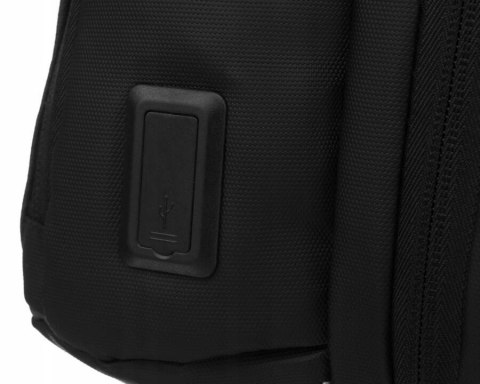 Duży, pojemny plecak z portem USB i miejscem na laptopa - Peterson Duży, pojemny plecak z portem USB i miejscem na laptopa - Peterson