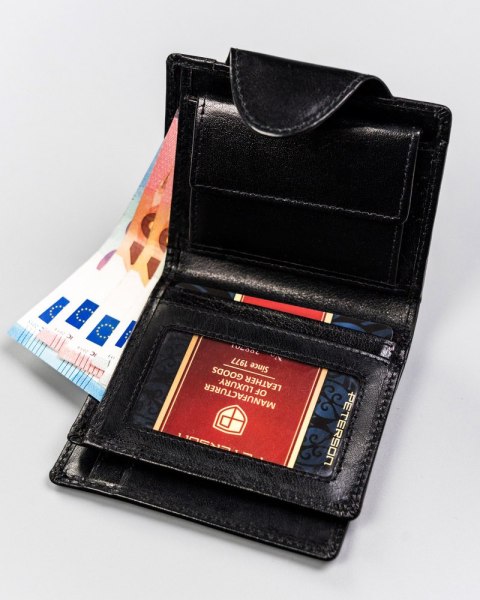 Skórzany portfel damski z systemem RFID - Peterson Skórzany portfel damski z systemem RFID - Peterson