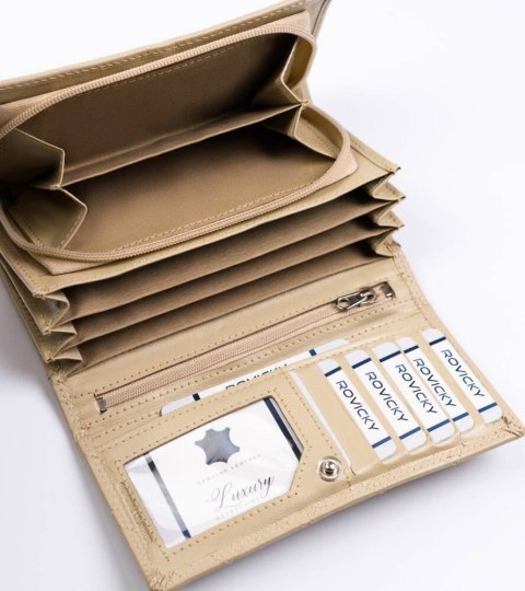 Duży, skórzany portfel damski z systemem RFID - Rovicky Duży, skórzany portfel damski z systemem RFID - Rovicky