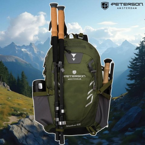 Sportowy plecak turystyczny Adventure zielony z gwizdkiem ratunkowym - Peterson Sportowy plecak turystyczny Adventure zielony z gwizdkiem ratunkowym - Peterson