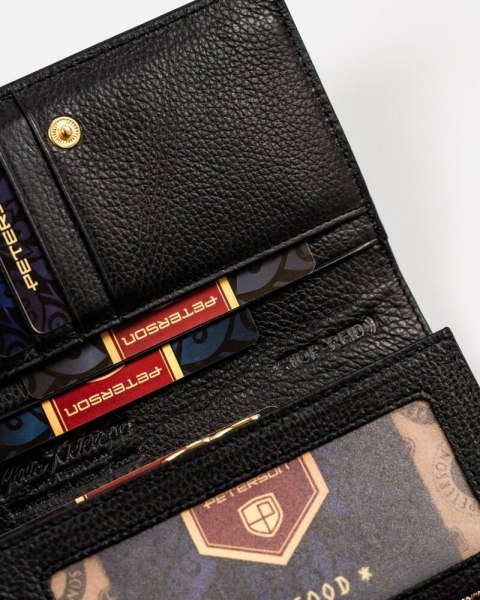 Elegancki czarny portfel skórzany o lakierowanym wykończeniu - Peterson Elegancki czarny portfel skórzany o lakierowanym wykończeniu - Peterson