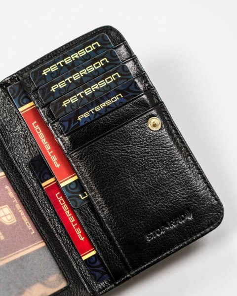 Lakierowany portfel damski czarny na suwak z RFID - Peterson Lakierowany portfel damski czarny na suwak z RFID - Peterson