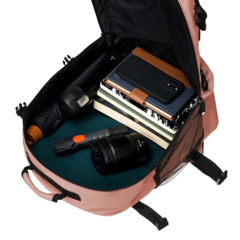 Pojemny, podróżny plecak kabinowy z portem USB w różowym kolorze - Peterson Pojemny, podróżny plecak kabinowy z portem USB w różowym kolorze - Peterson