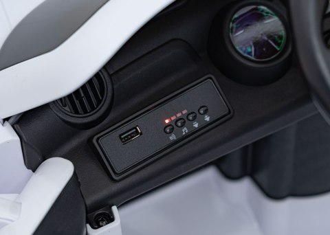 Pojazd RUF CTR3 Biały Pojazd RUF CTR3 Biały