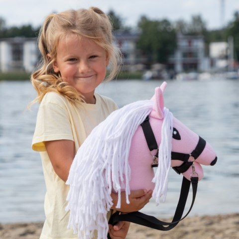 Różowy Hobby Horse Skippi A5 - lekki i poręczny - prezent dla dziewczynki Różowy Hobby Horse Skippi A5 - lekki i poręczny - prezent dla dziewczynki