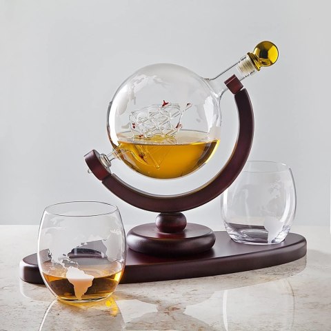 GRAWEROWANA KARAFKA DO WHISKY DOZOWNIK GLOBUS + 2 SZKLANKI GRAWEROWANA KARAFKA DO WHISKY DOZOWNIK GLOBUS + 2 SZKLANKI
