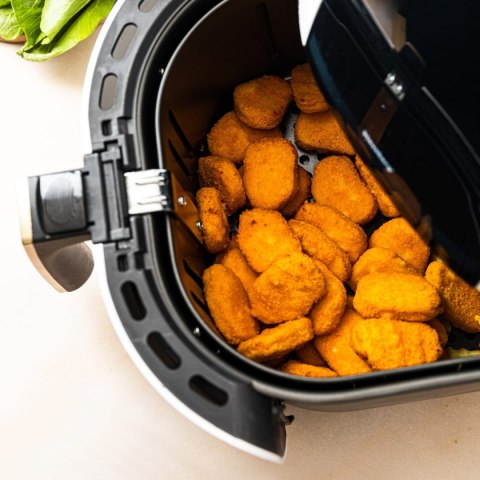 DUŻA FRYTOWNICA BEZTŁUSZCZOWA BIAŁA 7.7L 1800W KLAUSBERG AIR FRYER KB-7709 DUŻA FRYTOWNICA BEZTŁUSZCZOWA BIAŁA 7.7L 1800W KLAUSBERG AIR FRYER KB-7709