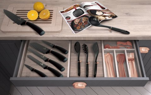 ZESTAW NOŻY Z DESKĄ 6-EL. BERLINGER HAUS BLACK ROSE BH-2550 ZESTAW NOŻY Z DESKĄ 6-EL. BERLINGER HAUS BLACK ROSE BH-2550