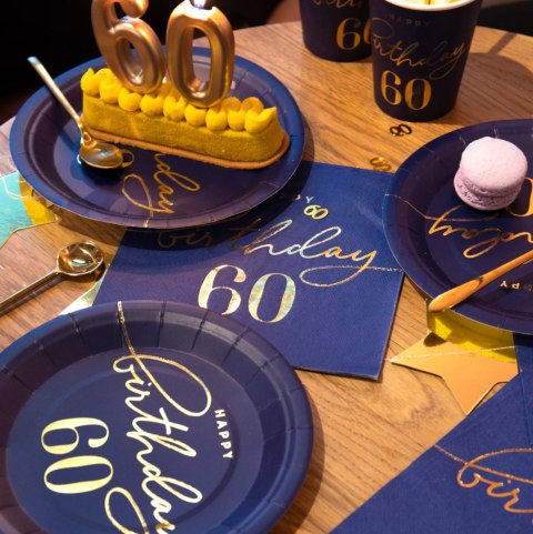 Talerzyk papierowy Happy Birthday 60, granatowy 18cm 6szt. Talerzyk papierowy Happy Birthday 60, granatowy 18cm 6szt.