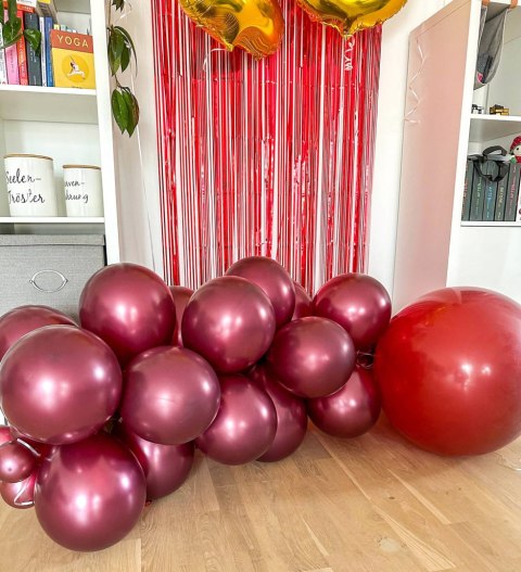 Balony lateksowe Strong, Bordowe, Metallic Maroon, 30cm, 50 szt. Balony lateksowe Strong, Bordowe, Metallic Maroon, 30cm, 50 szt.