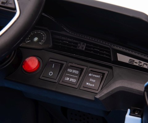 Milly Mally Pojazd na akumulator Audi E-Tron Sportback 4x4 Blue Milly Mally Pojazd na akumulator Audi E-Tron Sportback 4x4 Blue