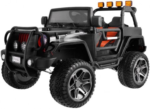 Auto terenowe typu jeep Monster 4x4 dla dzieci Czarny + Pilot + Regulacja siedzenia + Wolny Start + MP3 LED + Bagażnik + Plecak Auto terenowe typu jeep Monster 4x4 dla dzieci Czarny + Pilot + Regulacja siedzenia + Wolny Start + MP3 LED + Bagażnik + Plecak
