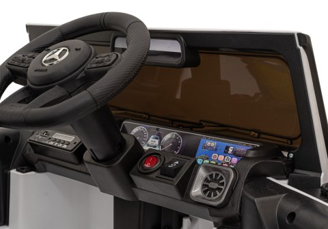 Mercedes AMG G63 dla dzieci Biały + Pilot + MP3 LED + Wolny Start + EVA + Pasy Mercedes AMG G63 dla dzieci Biały + Pilot + MP3 LED + Wolny Start + EVA + Pasy