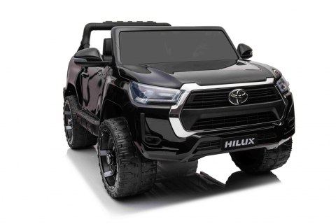 Toyota Hilux na akumulator dla dzieci Czarny + Napęd 4x4 + Pilot + 2 bagażniki + Radio MP3 + LED Toyota Hilux na akumulator dla dzieci Czarny + Napęd 4x4 + Pilot + 2 bagażniki + Radio MP3 + LED