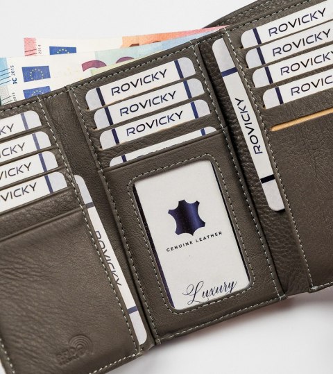 Lakierowany portfel damski wysokiej jakości zdobiony wężowym wzorem - Rovicky Lakierowany portfel damski wysokiej jakości zdobiony wężowym wzorem - Rovicky