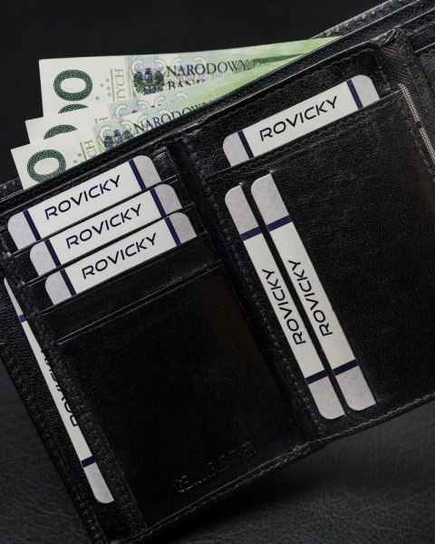 Pionowy portfel męski bez zapięcia z błyszczącej skóry naturalnej - Rovicky Pionowy portfel męski bez zapięcia z błyszczącej skóry naturalnej - Rovicky